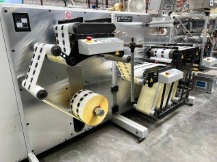Flexo and label printing machine